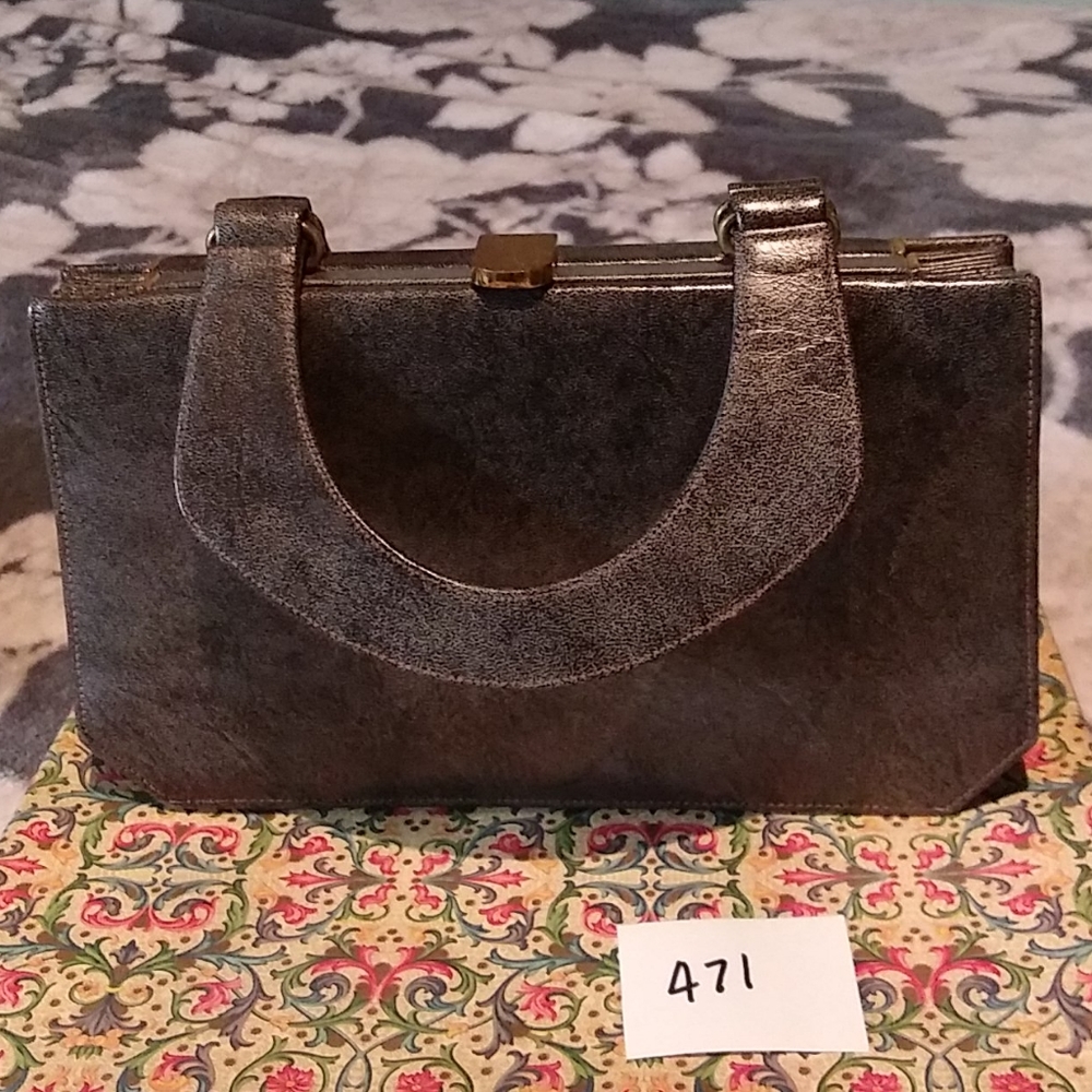 Vintage leather handbag
